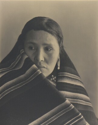 Laura Gilpin (1891–1979), Mrs. Francis Nakai, 1932