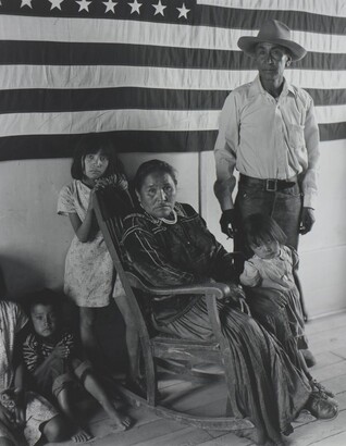 Laura Gilpin (1891–1979), Francis Nakai and Family, 1950