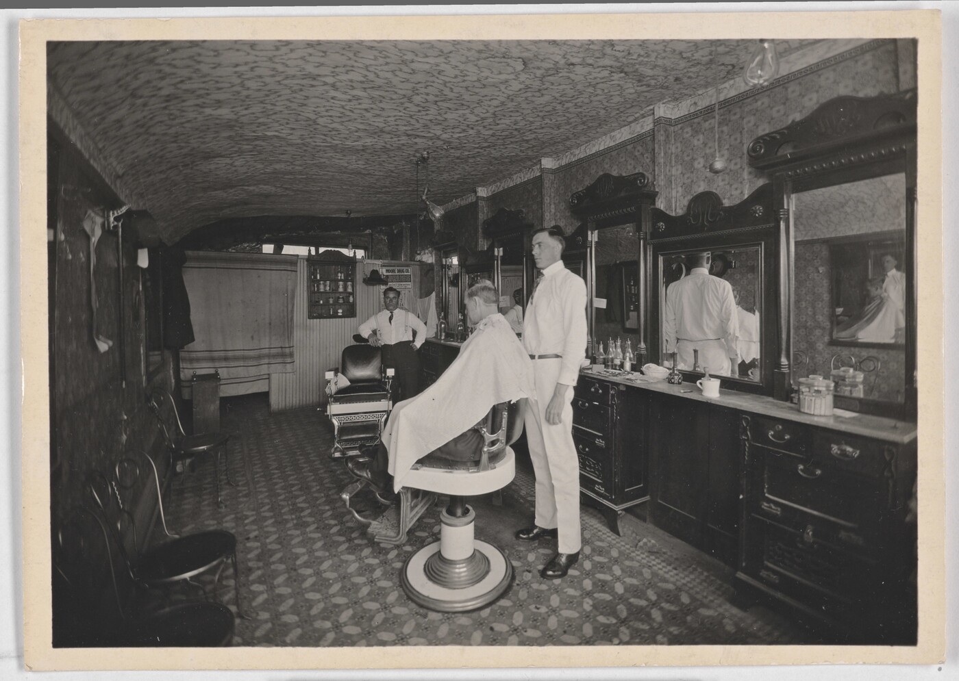 [Interior view of barber shop, Hot Springs, Arkansas] Amon Carter