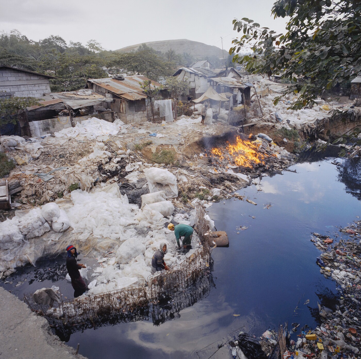 Magic Mountain, Payatas Garbage Dump. Manila, The Philippines Amon